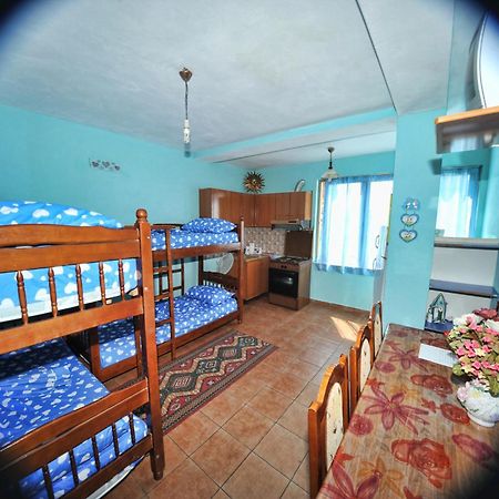 Pemaj Hostel Shkodër Quarto foto